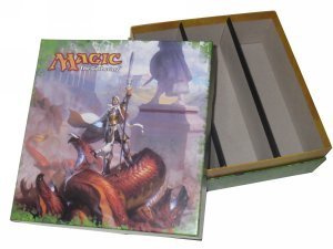 Theros: Empty Holiday Gift Box